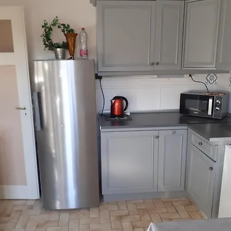 Apartment Coquet 6 Personnes Avec Jardin *