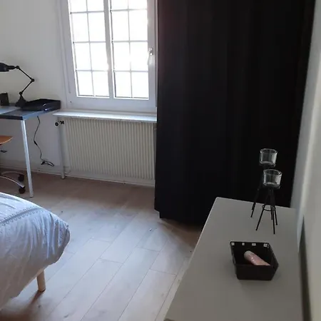 Coquet 6 Personnes Avec Jardin * 万泽内姆